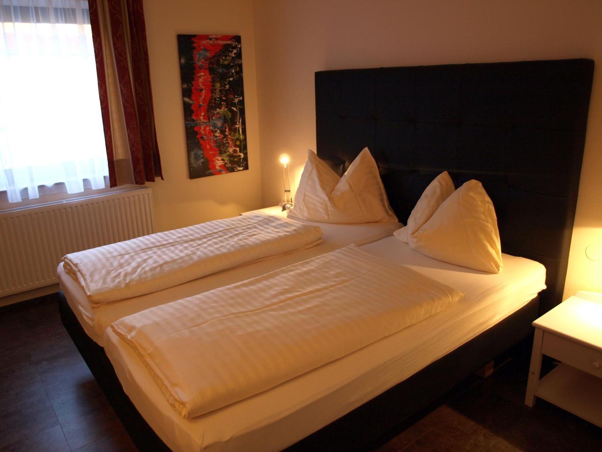 Hotel Aloisia, Hotel Garni ماريابفار المظهر الخارجي الصورة